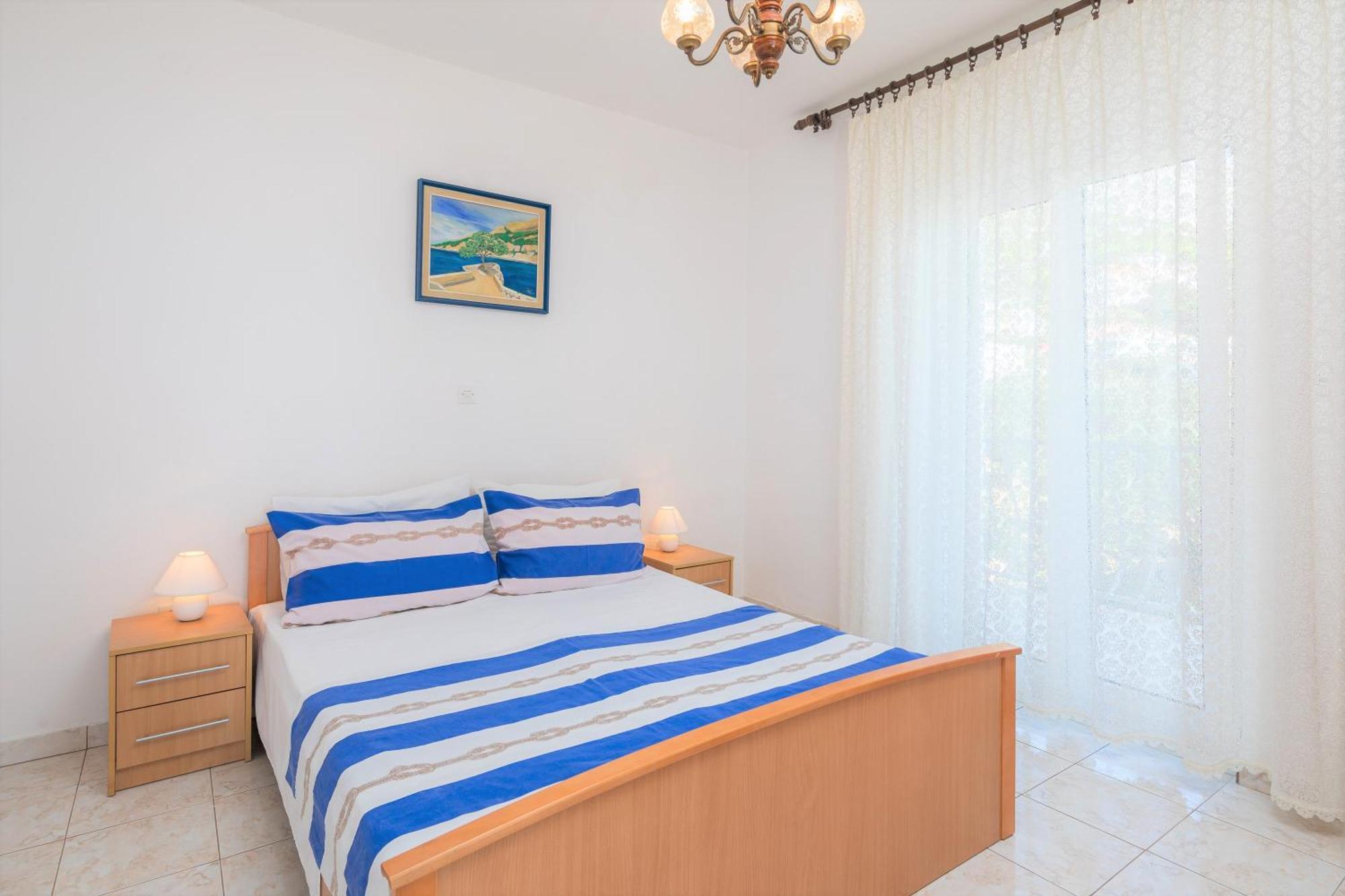 Fba Family Beach Apartments Omiš Eksteriør billede