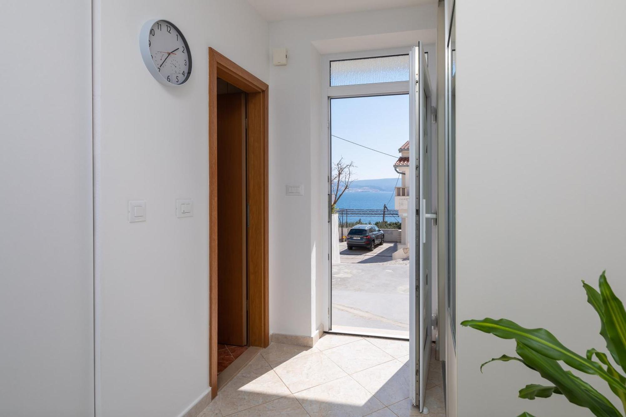 Fba Family Beach Apartments Omiš Værelse billede