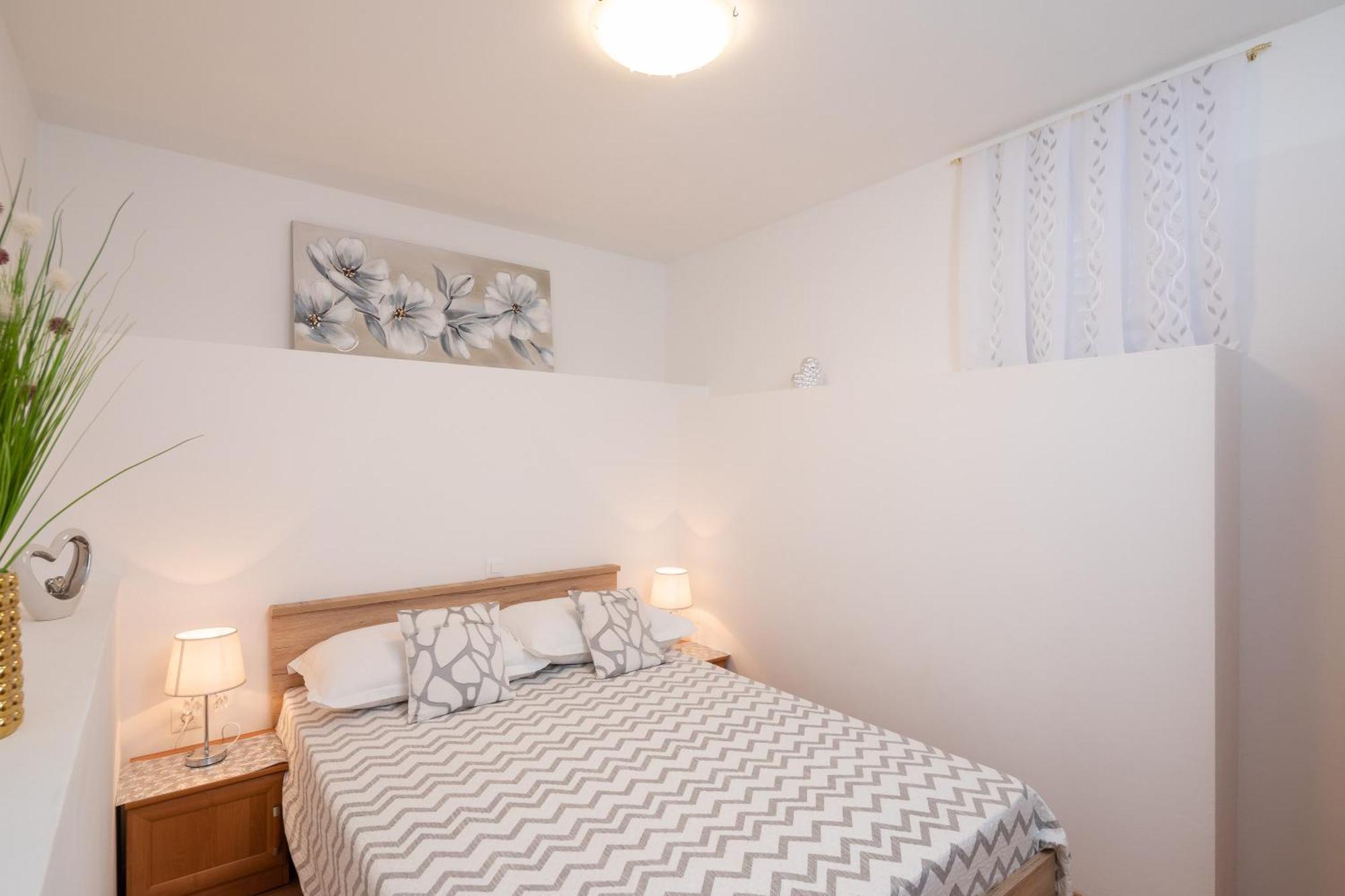 Fba Family Beach Apartments Omiš Værelse billede