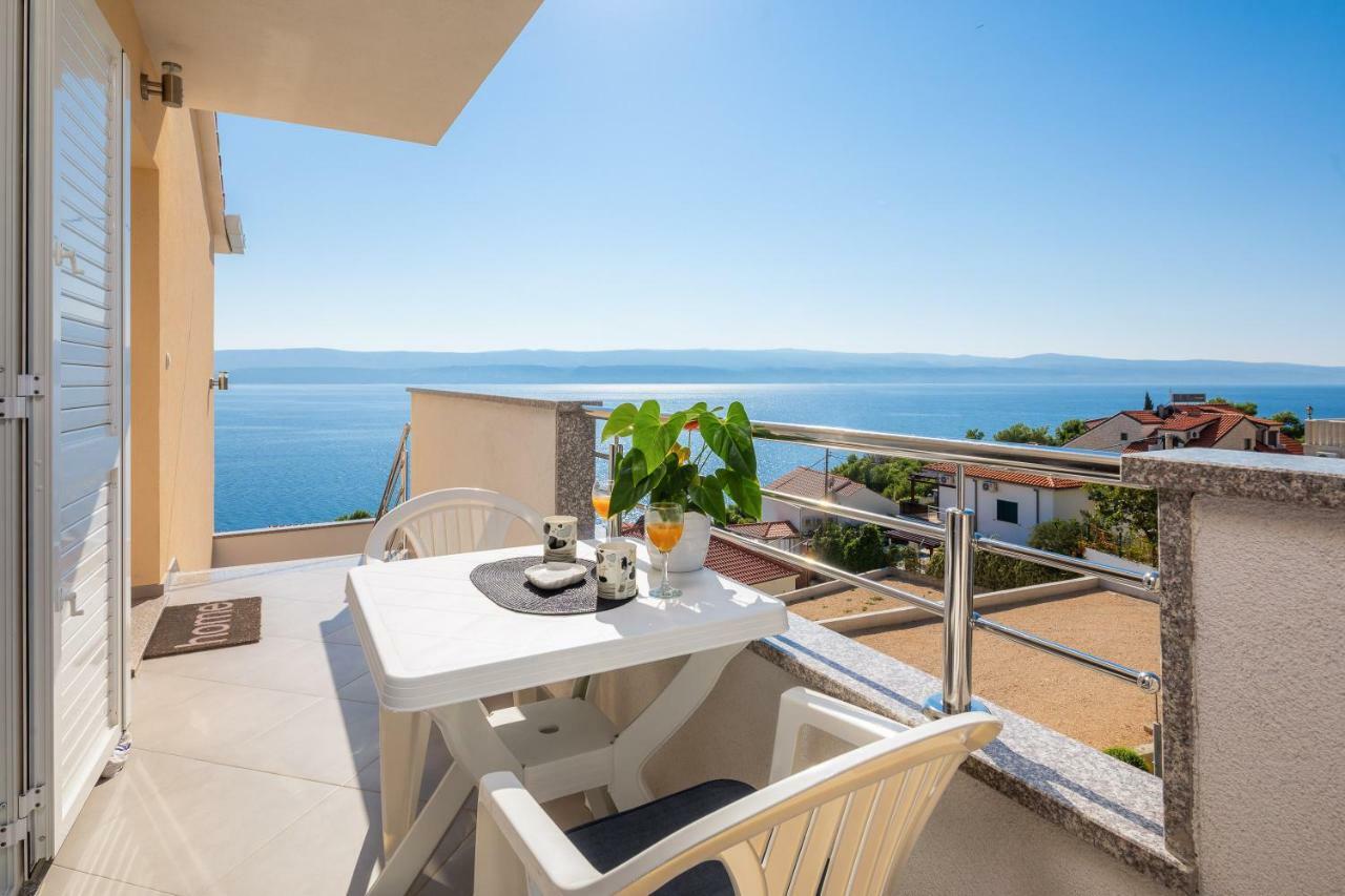 Fba Family Beach Apartments Omiš Eksteriør billede